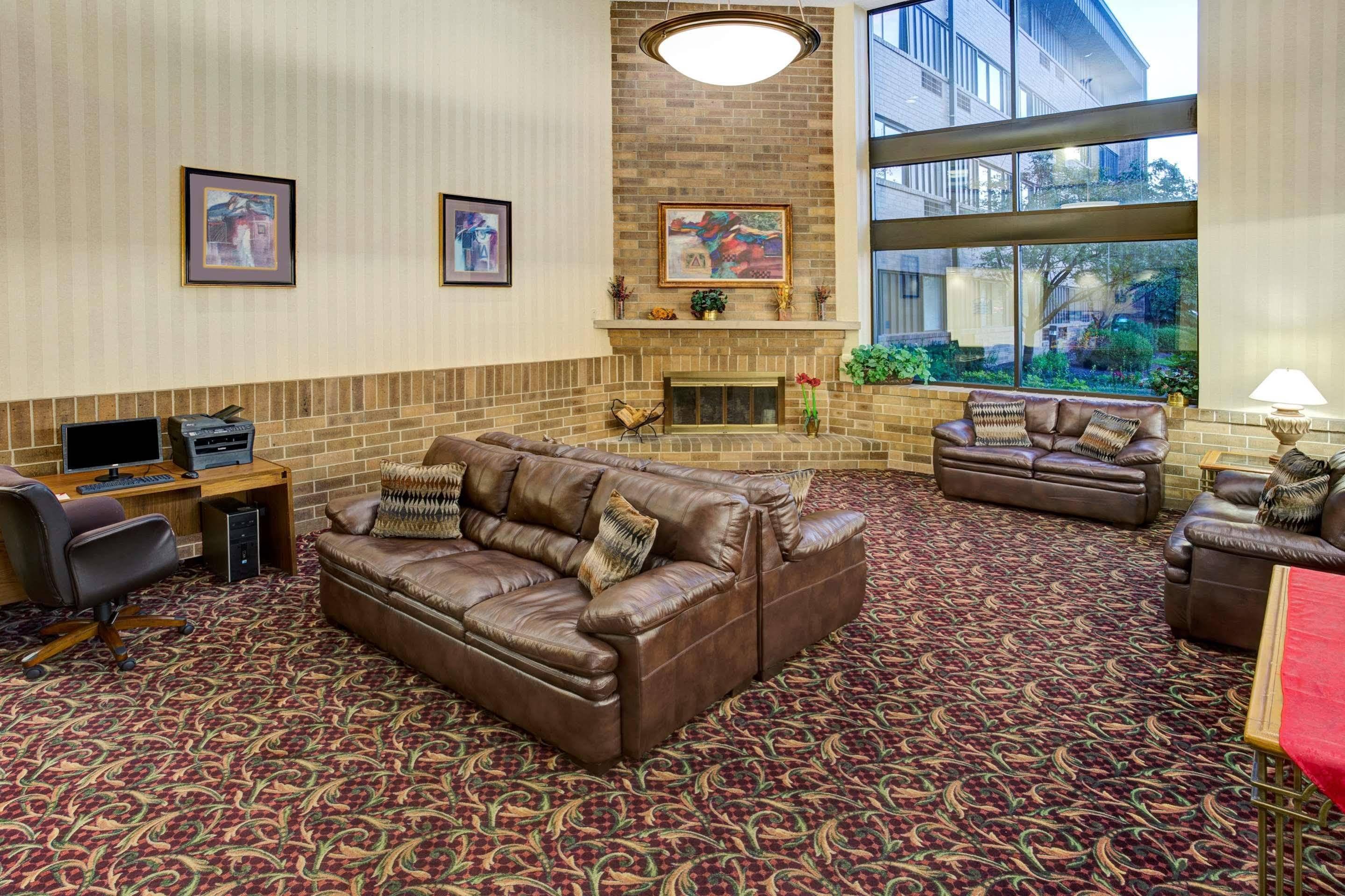 Holiday Inn Indianapolis - Airport Area N By Ihg Kültér fotó